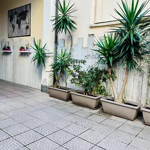 Via Padova 165 2*, Milano Italia