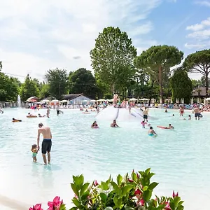 Hu Altomincio Village Tatil parkı Valeggio sul Mincio